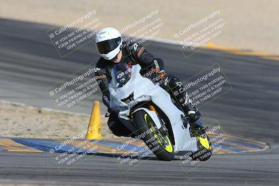 media/Nov-15-2024-CVMA Friday Practice (Fri) [[b142d29251]]/4-Group 4 and Trackday/Session 2 (Turn 10)/